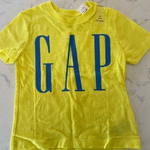 3T GAP tee